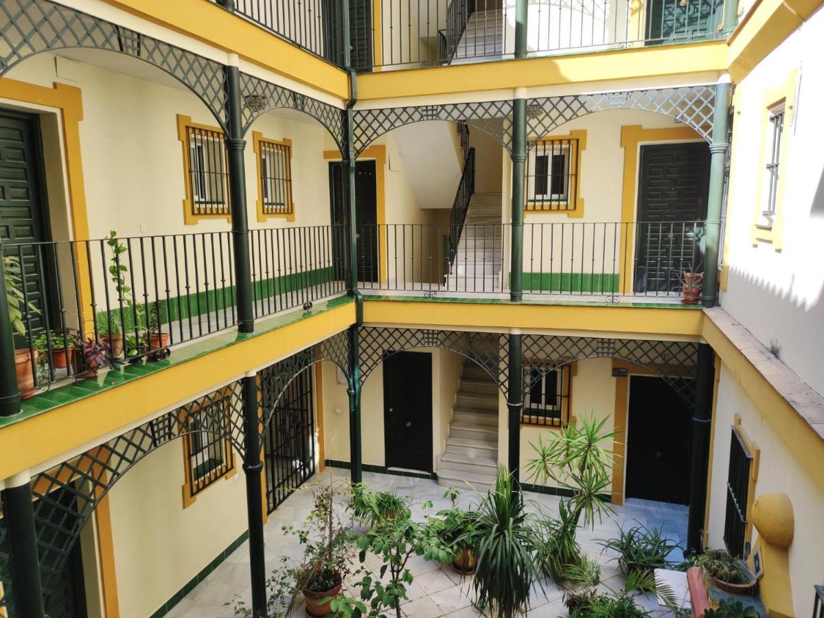 סביליה Estudio Rufina.Tranquilidad ,Alameda De Hercules! מראה חיצוני תמונה